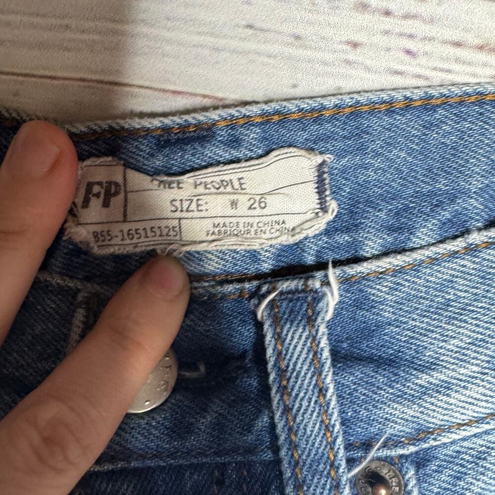 Free People High-Rise Tapered Jeans Women’s Size 26 – Medium Wash Denim - Picture 5 of 6